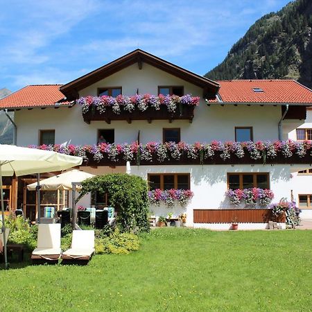 Haus Renate Aparthotel Kaunertal Exterior photo