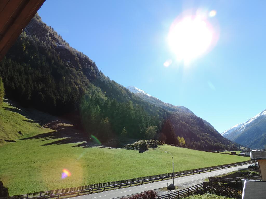 Haus Renate Aparthotel Kaunertal Room photo