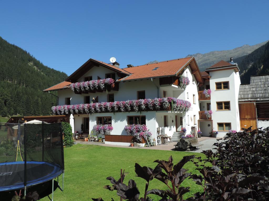 Haus Renate Aparthotel Kaunertal Exterior photo