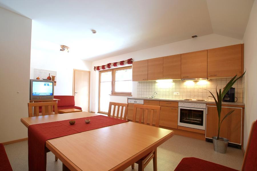 Haus Renate Aparthotel Kaunertal Room photo